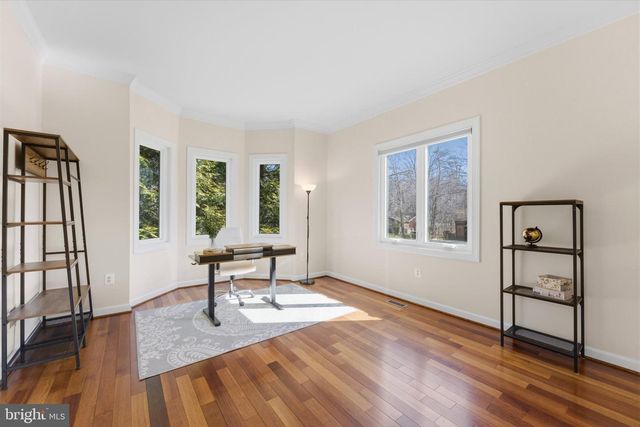 6271 OCCOQUAN FOREST DR, Manassas, VA 20112