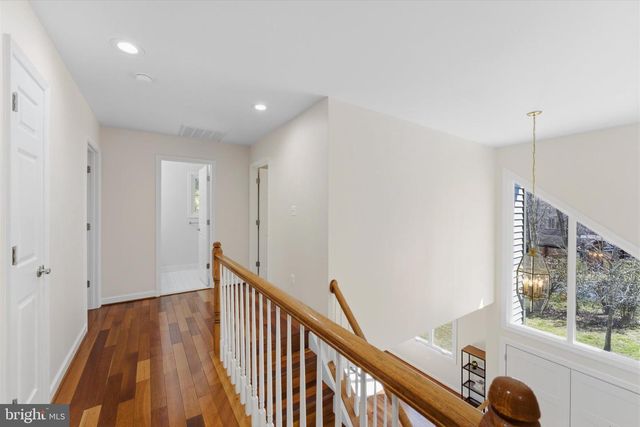 6271 OCCOQUAN FOREST DR, Manassas, VA 20112