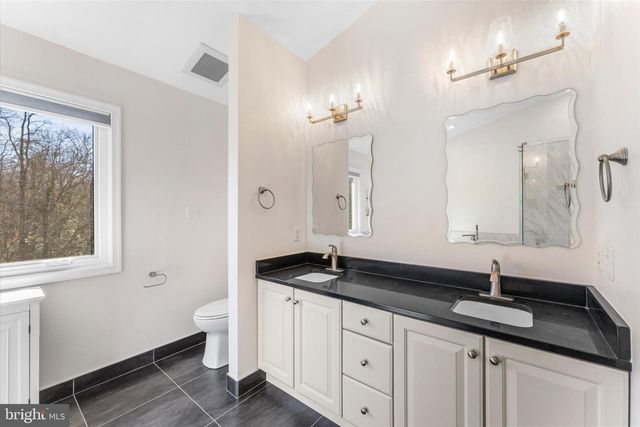 6271 OCCOQUAN FOREST DR, Manassas, VA 20112