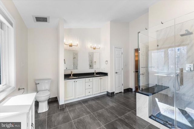 6271 OCCOQUAN FOREST DR, Manassas, VA 20112