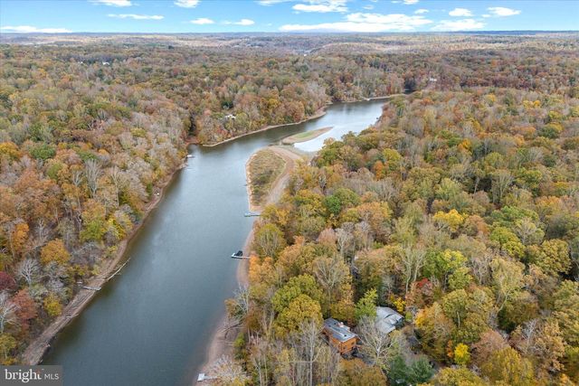 6271 OCCOQUAN FOREST DR, Manassas, VA 20112