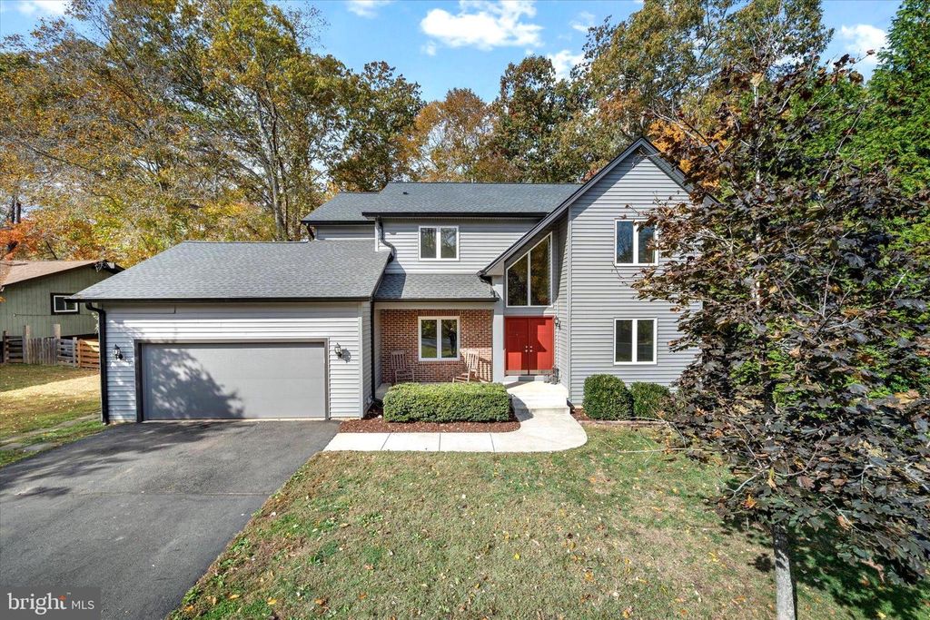 6271 OCCOQUAN FOREST DR, Manassas, VA 20112
