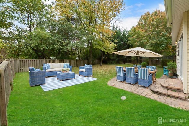 2 Rider Terrace, Montgomery, NJ 08540