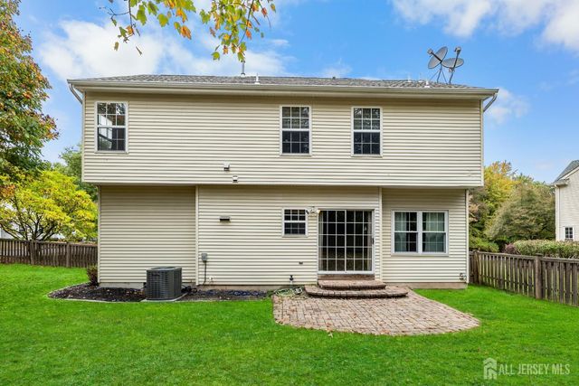 2 Rider Terrace, Montgomery, NJ 08540