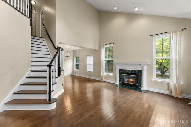 2 Rider Terrace, Montgomery, NJ 08540