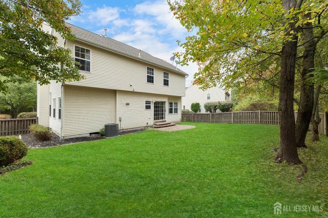 2 Rider Terrace, Montgomery, NJ 08540