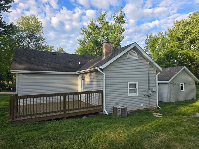 7602 Arbor Road, Wonder Lake, IL 60097