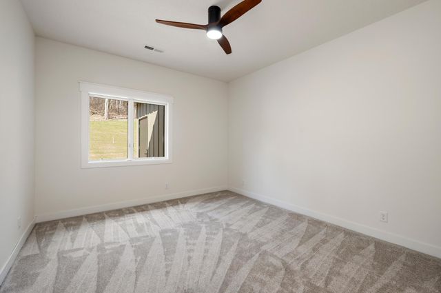 1091 Legend Lane, River Falls, WI 54022