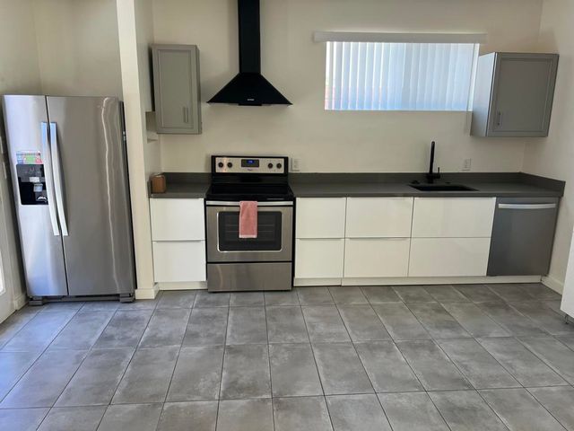 73401 Royal Palm Drive B, Palm Desert, CA 92260