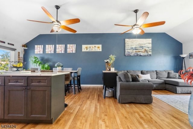 337 Boesel Ave, Manville Boro, NJ 08835