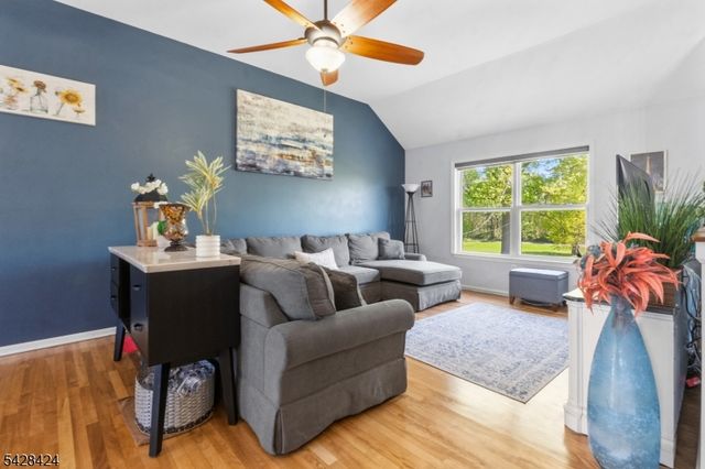 337 Boesel Ave, Manville Boro, NJ 08835