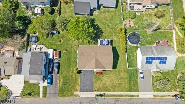 337 Boesel Ave, Manville Boro, NJ 08835