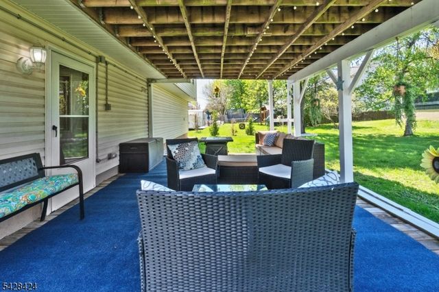 337 Boesel Ave, Manville Boro, NJ 08835