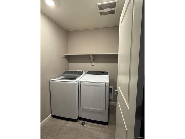 1903 RollingWind Dr, Windsor, CO 80550