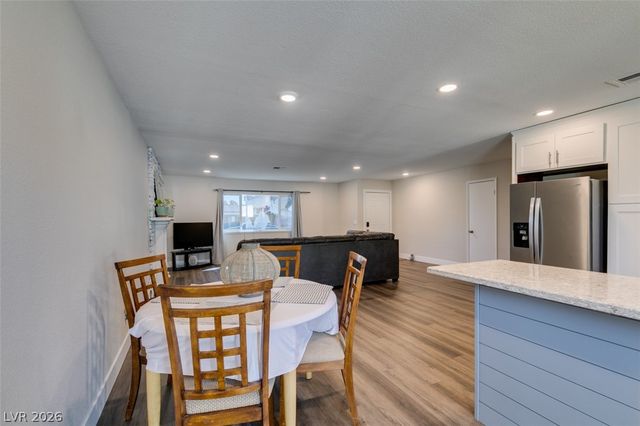 637 Valley View Circle, Henderson, NV 89002