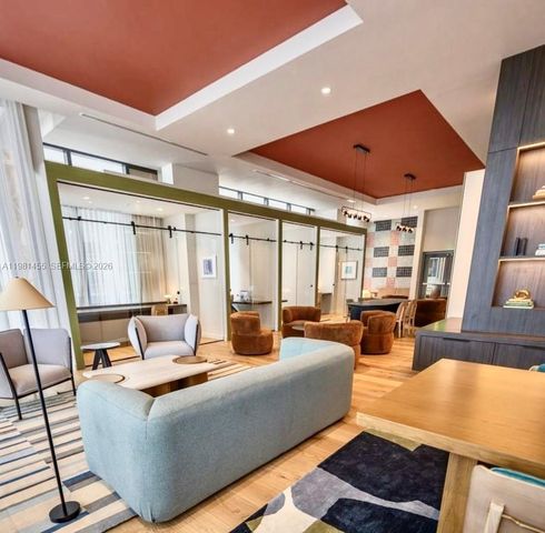 11 NE 6th St 311, Miami, FL 33132