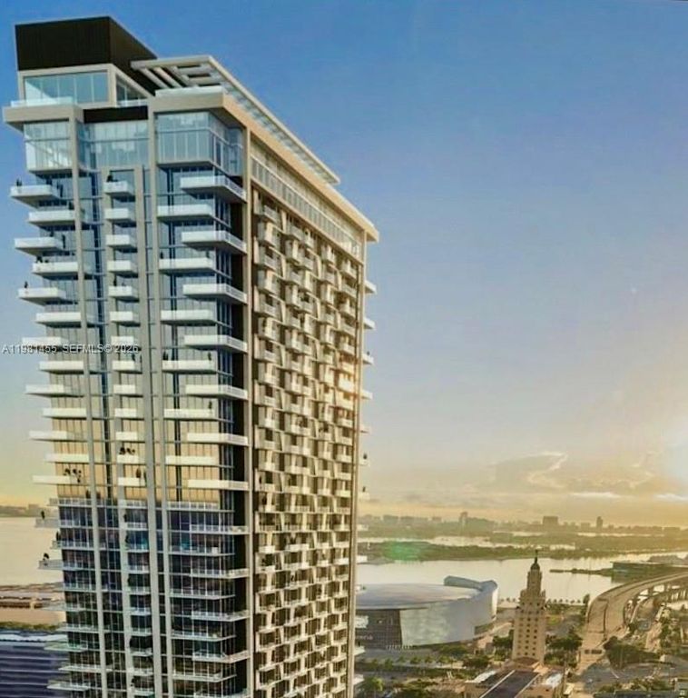 11 NE 6th St 311, Miami, FL 33132