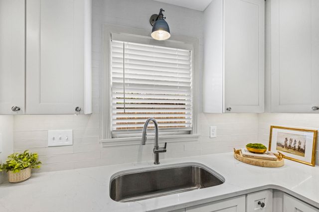 4995 PARKSIDE AVE, Memphis, TN 38117