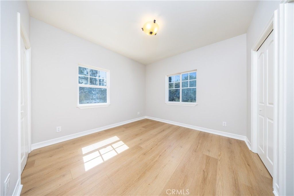 Image 24 of property listing at 134 S Greenwood, Pasadena, CA 91107