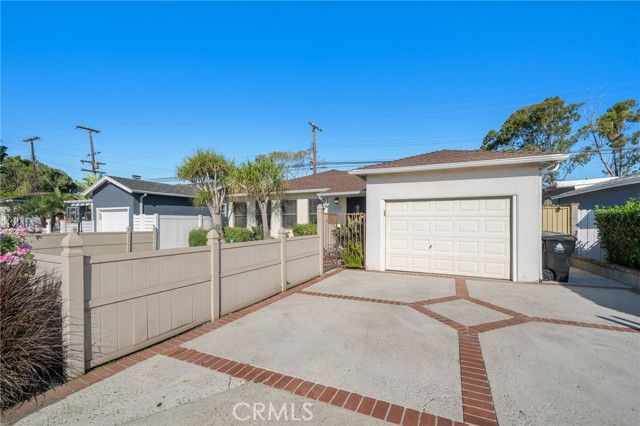 12313 Alberta, Culver City, CA 90230