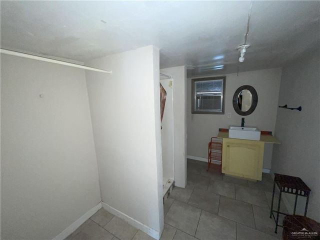 707 E Plaza Street, Weslaco, TX 78596