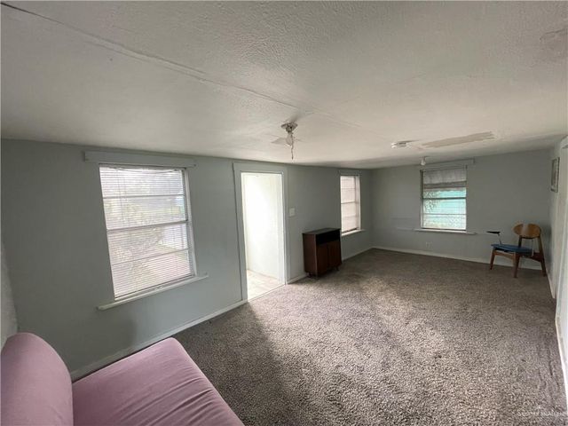 707 E Plaza Street, Weslaco, TX 78596