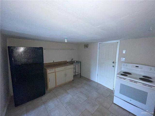 707 E Plaza Street, Weslaco, TX 78596