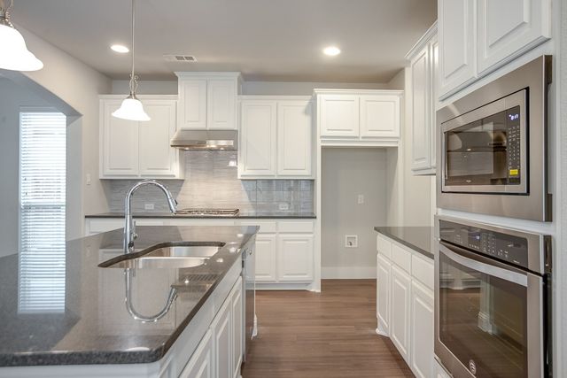 3308 Damsel Sauvage Lane, Lewisville, TX 75056