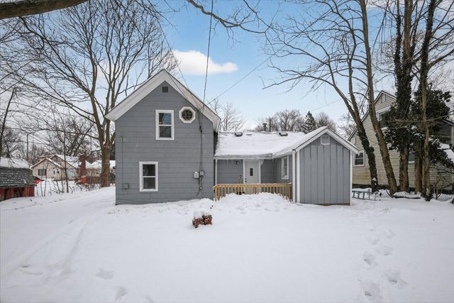 1238 Broadway, Benton Harbor City, MI 49022