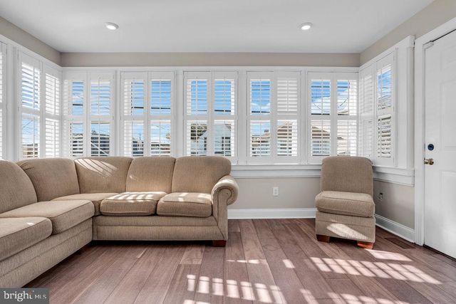 113 W ROBERTS AVE, Wildwood, NJ 08260