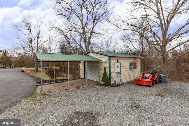 546 PALOMINO DR, Louisa, VA 23093