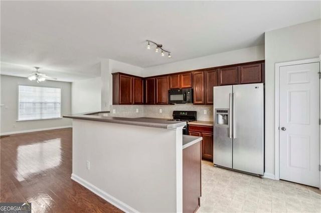 3537 Chattahoochee Summit Lane SE 24, Atlanta, GA 30339