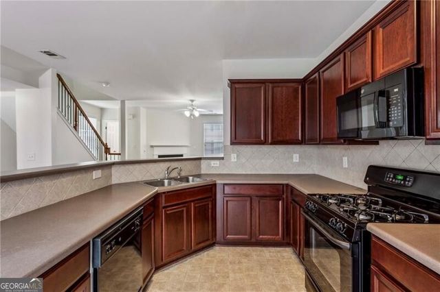 3537 Chattahoochee Summit Lane SE 24, Atlanta, GA 30339