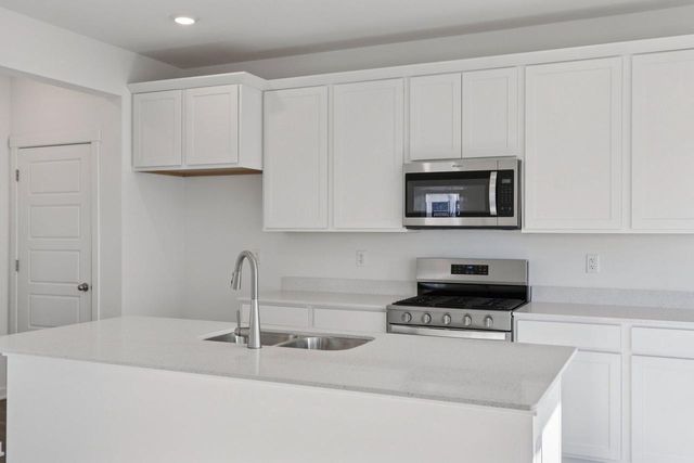 7026 Oakmont ROAD, Mount Pleasant, WI 53403