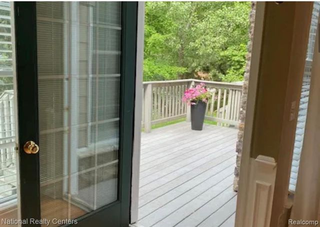 26175 Fieldstone Drive, Novi, MI 48374