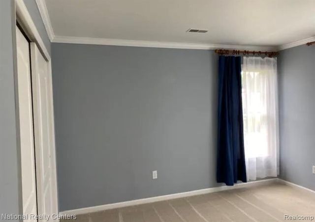 26175 Fieldstone Drive, Novi, MI 48374