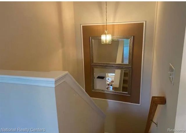 26175 Fieldstone Drive, Novi, MI 48374