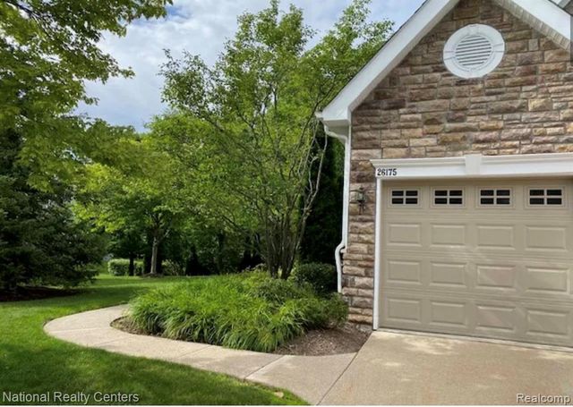 26175 Fieldstone Drive, Novi, MI 48374