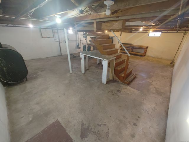 54 Greenwood Drive, Manchester, CT 06042