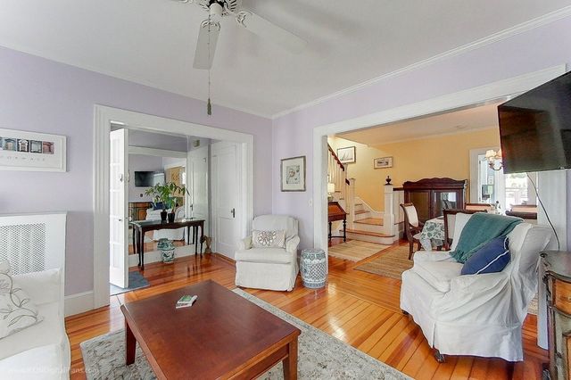 51 Powel Avenue, Newport, RI 02840