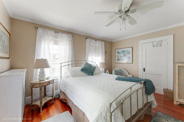51 Powel Avenue, Newport, RI 02840