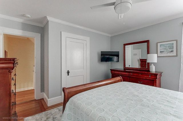 51 Powel Avenue, Newport, RI 02840