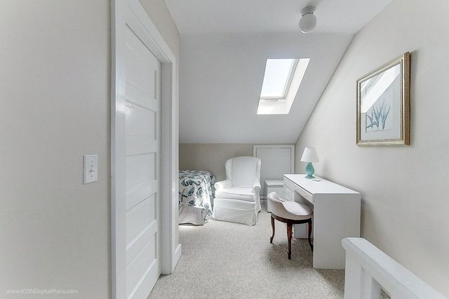 51 Powel Avenue, Newport, RI 02840