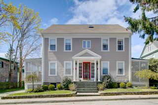 51 Powel Avenue, Newport, RI 02840