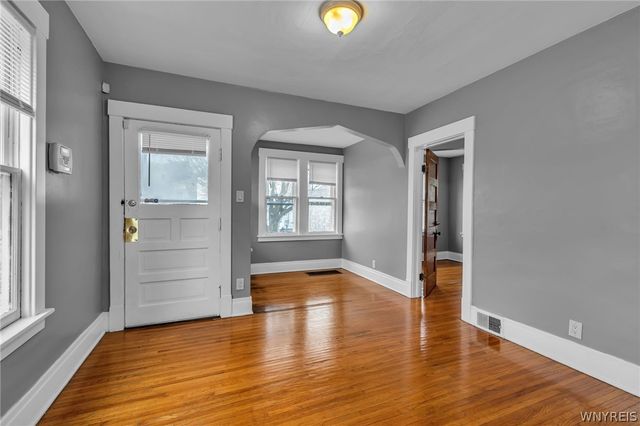 7 Custer Street, Buffalo, NY 14214