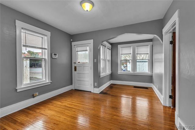 7 Custer Street, Buffalo, NY 14214