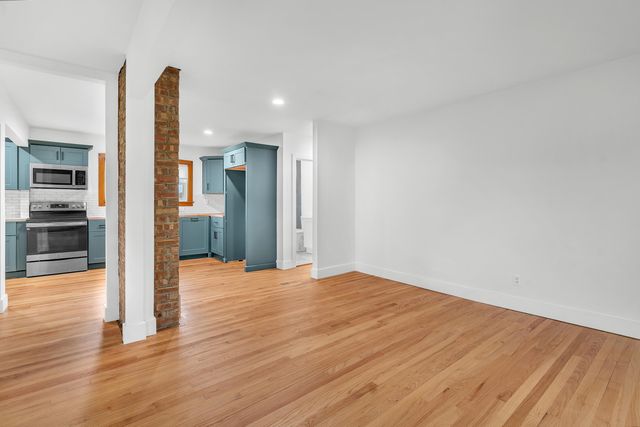 502 S 250 W, Valparaiso, IN 46385