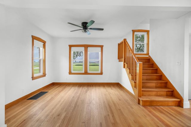 502 S 250 W, Valparaiso, IN 46385