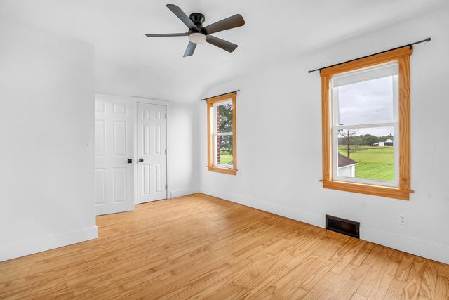502 S 250 W, Valparaiso, IN 46385