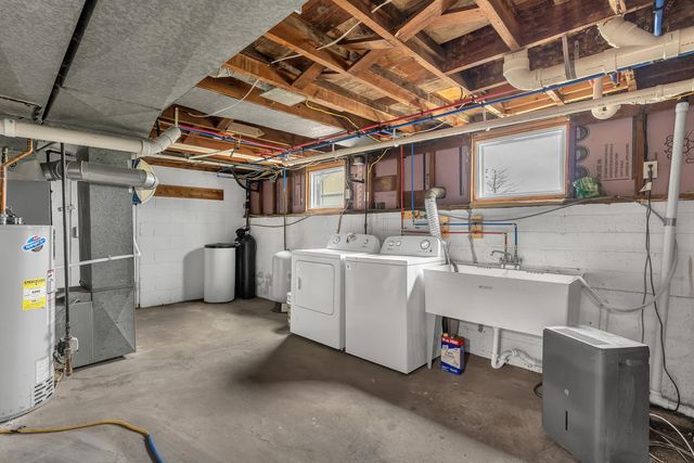 502 S 250 W, Valparaiso, IN 46385